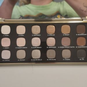 Bare Minerals eyeshadow pallet